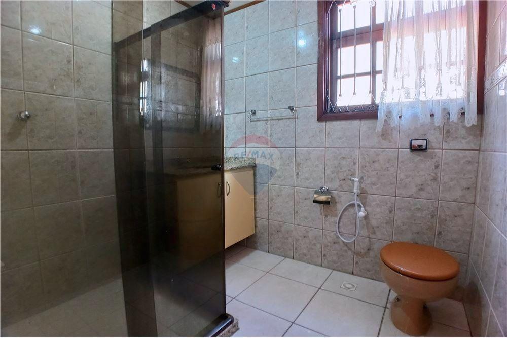 Casa - Alugar - Rio de Janeiro , Rio de Janeiro - Banheiro da Suíte - 680331008-158