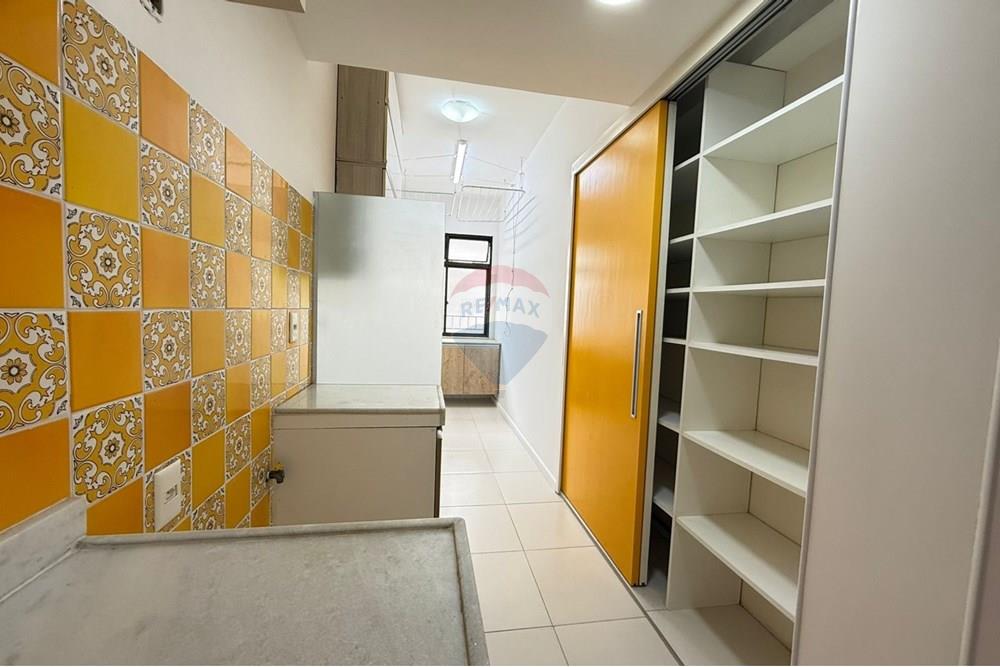 Apartamento para alugar com 3 quartos, 129m² - Foto 11