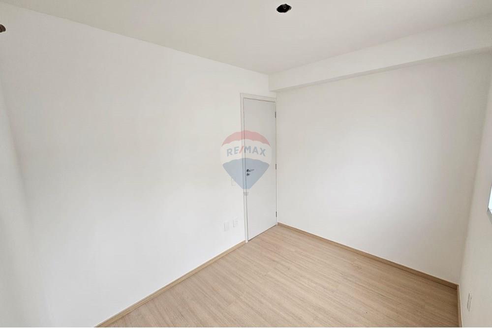 Apartamento à venda com 2 quartos, 44m² - Foto 31