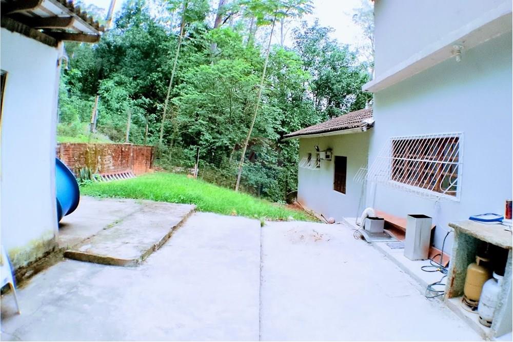 Casa para alugar com 3 quartos, 300m² - Foto 36