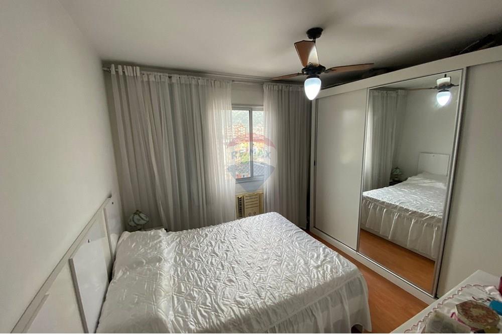 Apartamento à venda com 2 quartos, 61m² - Foto 35