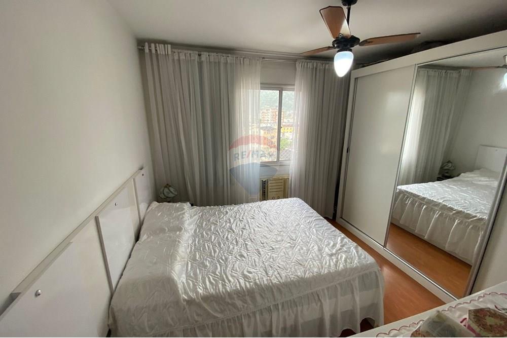 Apartamento à venda com 2 quartos, 61m² - Foto 32