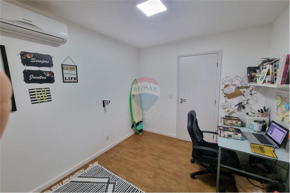 Apartamento à venda com 2 quartos, 66m² - Foto 11