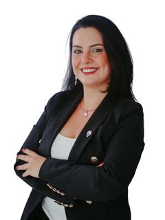 Staff Ufficio - Karina Mourad - RE/MAX CASANOVA