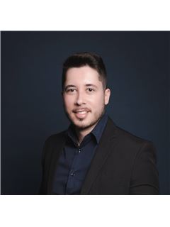 Broker/Owner - Lucas Lloja Zillmer - RE/MAX CHAMPIONS