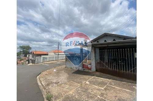 Venda-Casa-Rua Doutor Eduardo Kiehl , 72  - Próximo A guarda Da Raposo Tavares  - Jardim Glória , Piracicaba , São Paulo , 13401410-690571011-36