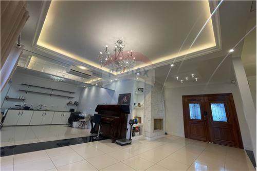 Casa de Condomínio - Alugar - Valinhos , São Paulo - 3 - 690851013-297