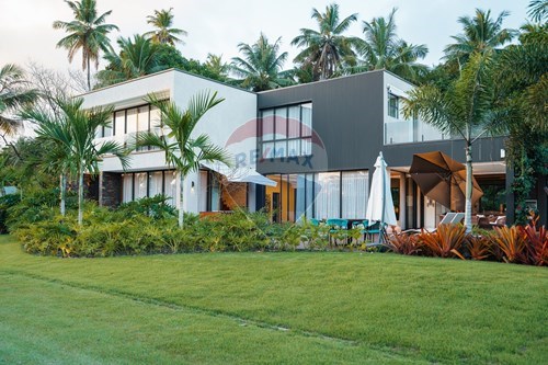 Venda-Casa p/ Temporada-rua Tupinambas , 331  - Condominio Sumar  - Quarta Praia , Cairu , Bahia , 45428000-690511143-136