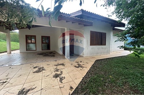 casa condominio Jardim dos Pinheiros Atibaia
