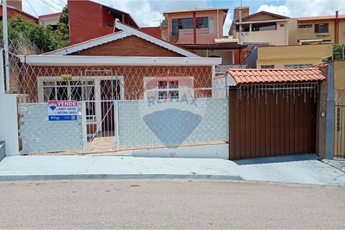 Venda-Casa-Rua Pedro Nano , 136  - Jardim Pacaembu , Jundiaí , São Paulo , 13218160-690791013-8