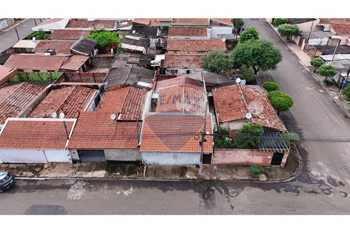 Venda-Casa-Jardim Santa Paula , Leme , São Paulo , 13611-050-690481051-1