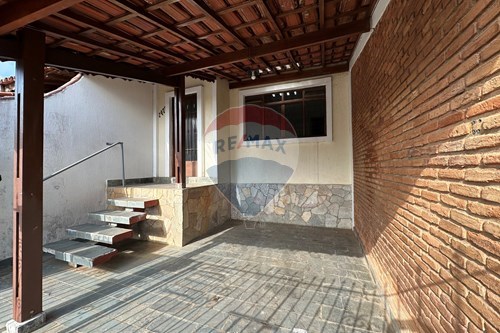 Alugar-Casa-Alvinópolis , Atibaia , São Paulo , 12942-540-690471013-32