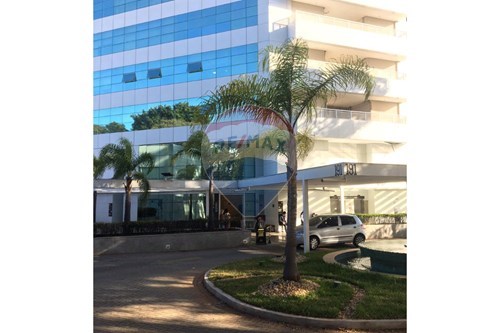 Alugar-Ponto Comercial/ Loja-R. Cap. Cassiano Ricardo de Toledo , 191  - ao lado do hospital Santa Elisa  - Chácara Urbana , Jundiaí , São Paulo , 13201840-690361025-22