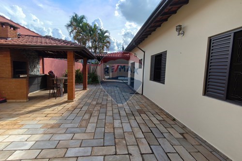 Venda-Casa-Rua Soares , 340  - Próximo ao supermercado Antonelli  - Jardim Soares , Itapira , São Paulo , 13976052-690291048-28