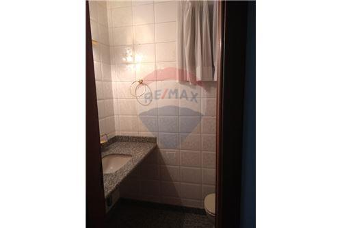 Apartamento à venda com 4 quartos, 221m² - Foto 19