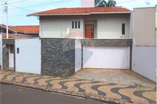 For Sale-Two Level House-Rua Marechal Castelo Branco , 360  - Vila Terezinha , Leme , São Paulo , 13.610.250-690481001-83