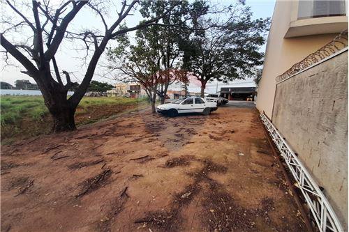 For Sale-Land-rua campos salles , 2000  - TOP FARMA  - Vila Faustina II , Valinhos , São Paulo , 13272350-690851068-38