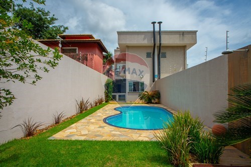 Venda-Casa-Rua Cervio Giuseppe , 37  - Travessa da Av Santana e Alameda Lucas  - Nova Gardênia , Atibaia , São Paulo , 12946410-690471020-66