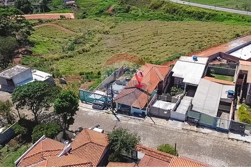 Venda-Casa-Rua Napolis , 53  - San Marino , Piracaia , São Paulo , 12972210-691011030-1