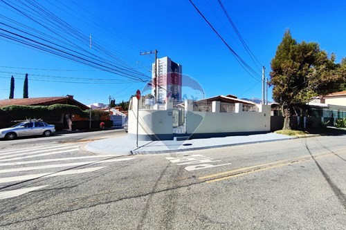 Alugar-Casa-Rua Pompéu Vairo , 191  - Atrás do supermercado Pão de Açucar  - Vila Thais , Atibaia , São Paulo , 12942122-690471131-158