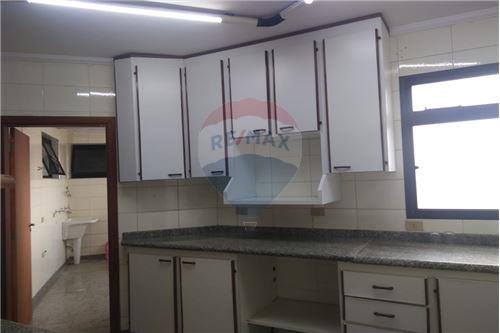 Apartamento à venda com 4 quartos, 221m² - Foto 6