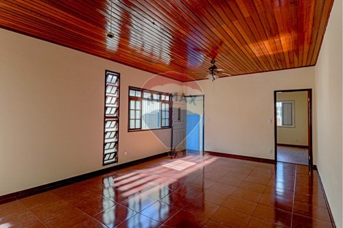 Alugar-Casa Comercial-Rua José Bonifácio , 310  - CENTRO  - Centro , Atibaia , São Paulo , 12940210-690471095-17