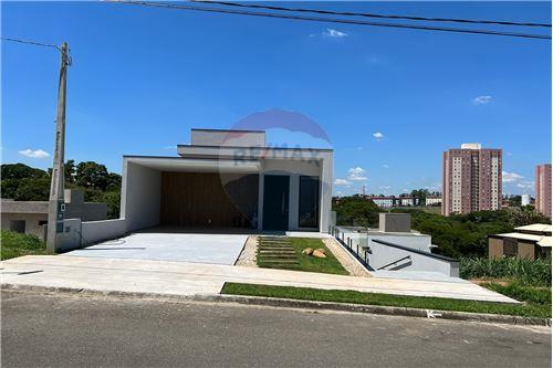 Venda-Casa de Condomínio-Avenida Andre Costa , 1655  - Engordadouro , Jundiaí , São Paulo , 13214322-690841018-23