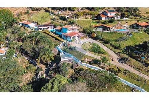 Venda-Casa-Alameda das Azaleias , 297  - Condomínio Porto Danalis  - Centro , Joanópolis , São Paulo , 12980000-691011021-66