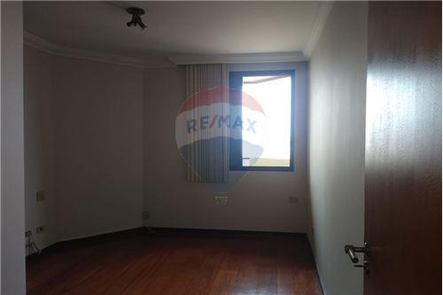 Apartamento à venda com 4 quartos, 221m² - Foto 24