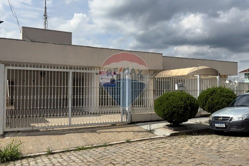 Venda-Casa-Rua José Bonifácio , 789  - Centro , Atibaia , São Paulo , 12940210-690921044-104