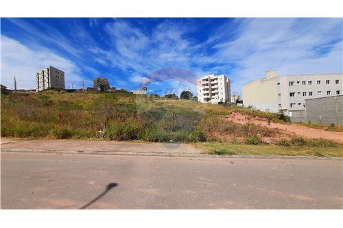 For Sale-Land-Rua Fortunato Reynaldi , Quadra C / Lote 08  - Vila Cristo Redentor , Itatiba , São Paulo , 13251216-690661025-76