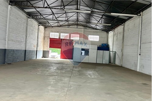 Alugar-Galpão-Avenida Alberto Diniz , 756  - Saída de Bragança sentido Campinas  - Santa Luzia , Bragança Paulista , São Paulo , 12902360-690041156-6