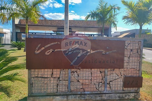 Venda-Terreno-AV EMILIANO AUGUSTO CAVALCANTI DE ALBUQUERQUE MELO , 548  - Condomínio Volpi  - Condomínio Residencial Volpi , Araraquara , São Paulo , 14804524-690151052-66