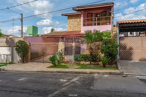 Venda-Sobrado-Rua Gelson Bruno Di Falco , 75  - Proximo Centro de Valinhos  - Castelo , Valinhos , São Paulo , 13271-340-690131111-47