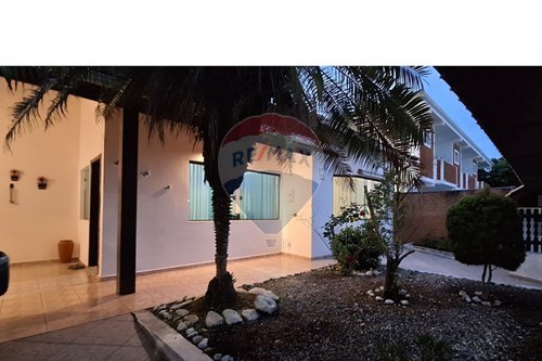 Venda-Casa-RUA CARLOS GOMES , 214  - AVENIDA PADRE ANCHIETA  - Balneario Flórida , Peruíbe , São Paulo , 11750-000-691111031-30