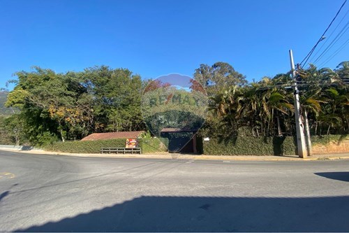 Venda-Chácara / Sítio / Fazenda-Estrada Municipal Fazenda Fabiano , 169  - em frente ao Parque de eventos da cidade  - Centro , Extrema , Minas Gerais , 37642366-690041107-5