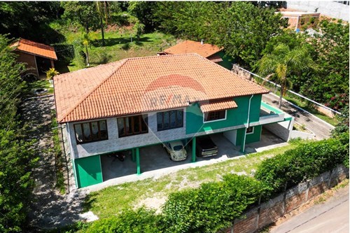 Venda-Chácara / Sítio / Fazenda-Rua dos Ipês , 205  - Centro , Extrema , Minas Gerais , 37.640-000-690041154-1