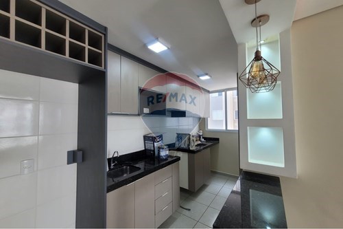 Apartamento perfeito com lindos móveis planejados