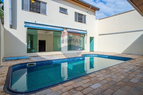 Venda-Casa-Rua Pompeu Vairo , 312  - Próximo a Av: Lucas Nogueira Garcez  - Vila Helena , Atibaia , São Paulo , 12947001-690471102-18