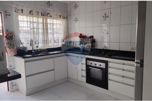 Alugar-Apartamento-Rua Jeronimo Martim Carreteiro , 216  - em cima da loja Messias  - Centro , Bragança Paulista , São Paulo , 12900500-690041085-94