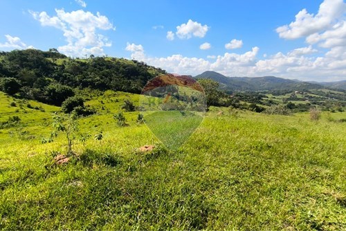 Venda-Chácara / Sítio / Fazenda-Estrada Municipal MGB 050 , 01  - Continuação da Rua Joaquim Serafim  - Centro , Morungaba , São Paulo , 13260000-691131015-3