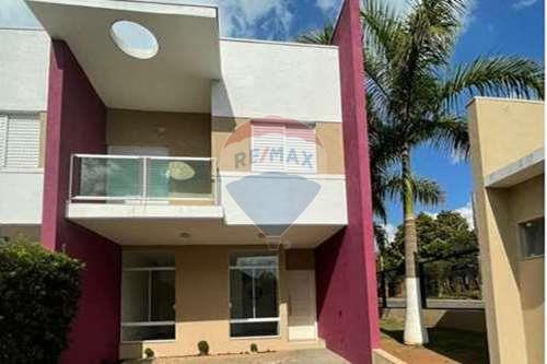 For Rent/Lease-Townhouse-Av. Cinamomos,  Jardim dos Pinheiros, Atibaia - SP , 300  - Próximo ao Lago do Jardim dos Pinheiros  - Jardim dos Pinheiros , Atibaia , São Paulo , 12945-470-690471015-798