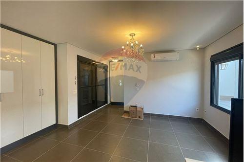 Casa de Condomínio - Alugar - Valinhos , São Paulo - 26 - 690851013-297