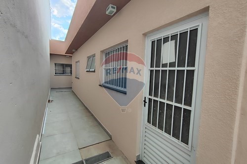 Alugar-Ponto Comercial/ Loja-Praça Pio XII , 114  - perto do Big Supermercado  - Jardim Brasil , Atibaia , São Paulo , 12940-160-690471100-222