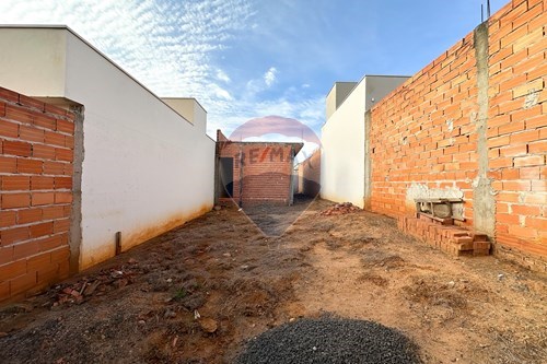 Venda-Casa-Ricardo Germano Albiero , 400  - Centro , Rafard , São Paulo , 13370126-690091034-48