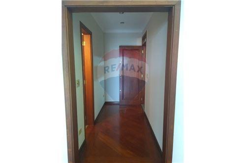 Apartamento à venda com 4 quartos, 221m² - Foto 17