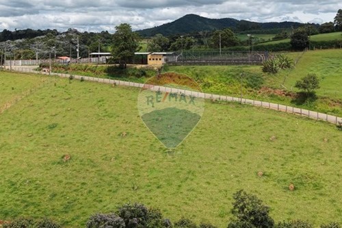 Venda-Chácara / Sítio / Fazenda-Estiva do Agudo km 18 , Sn  - Campo do Galo Branco  - Estância Bragança , Bragança Paulista , São Paulo , 12929-681-690041099-28