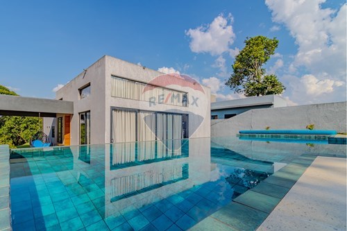 Venda-Casa-Rua dos Emanuel Carlos Garcia da Silva , 264  - Próximo ao Frango Assado  - Jardim Estância Brasil , Atibaia , São Paulo , 12949090-690471017-1