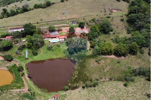Venda-Chácara / Sítio / Fazenda-Estiva Do Agudo , s/n  - Ao lado do bar da Wanda  - Agudo , Bragança Paulista , São Paulo , 12929680-690041103-28