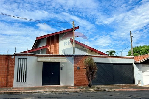 Venda-Casa-Rua das Arapongas , 209  - Nova Piracicaba , Piracicaba , São Paulo , 13405117-690781105-40